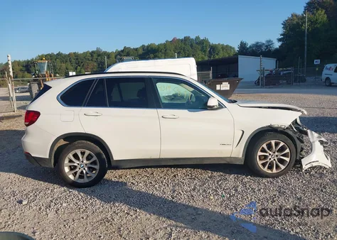 2016 BMW X5 xDrive35I z USA, uszkodzony, nr VIN 5UXKR0C50G0P30859
